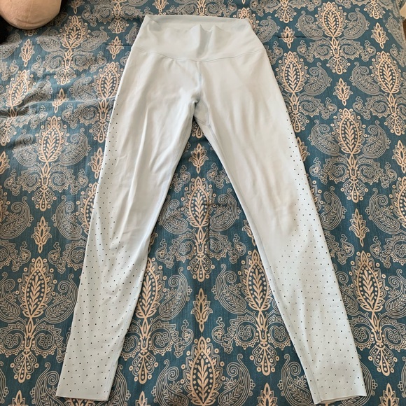 EUC BuffBunny Allure Laser Leggings - Picture 3 of 11